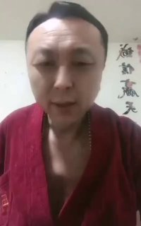 #群友吐槽：看不下去了，最近东南亚频出天价勒索金主案的的婊子。