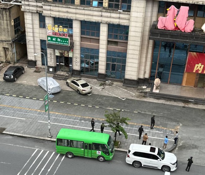 #网友投稿：“西港”双狮酒店对面有宪兵检查，附近的兄弟注意了！